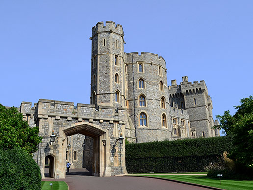 Discover London - Windsor, Stonehenge & Oxford Tour
